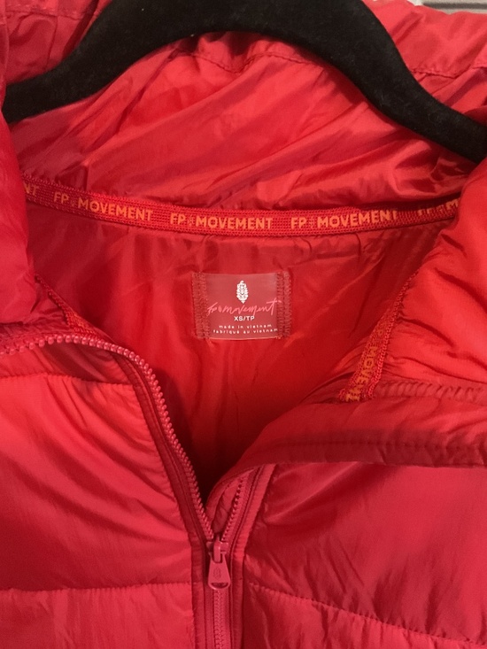 Free People Movement In a Bubble PUFFER vest - Picture 2 of 3